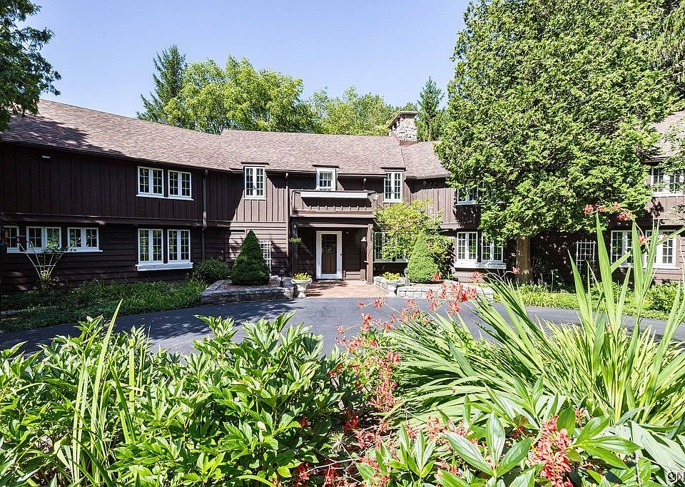 1st image of 5134 Lakewood Way