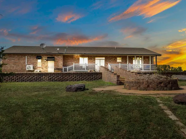 105 Jet Cir, Brookville, KS 67425