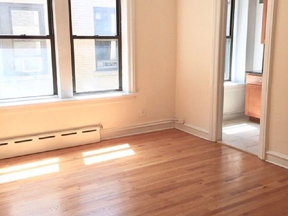 2nd image of 350 W 55th St APT 9E