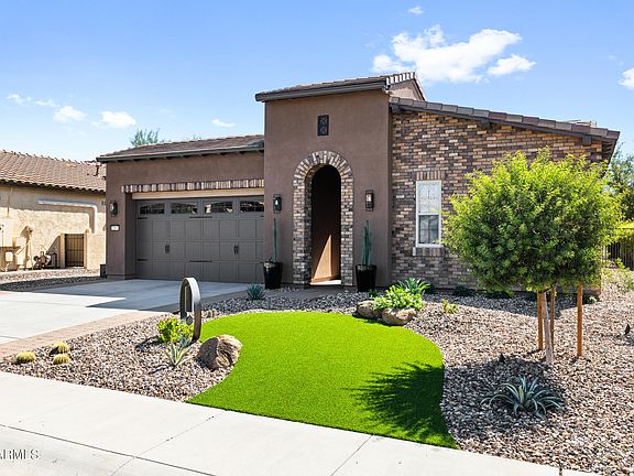 3rd image of 12941 W Red Fox Road W