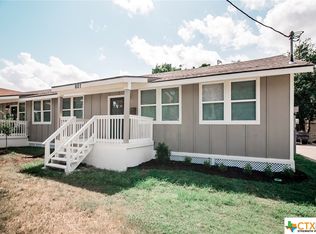 801 & 803 S Main St, Victoria, TX 77901