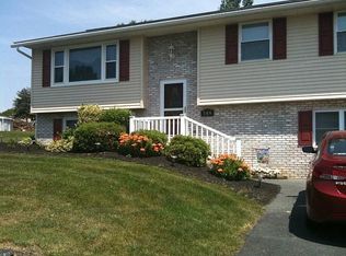 349 Caraway Dr, Mountville, PA 17554