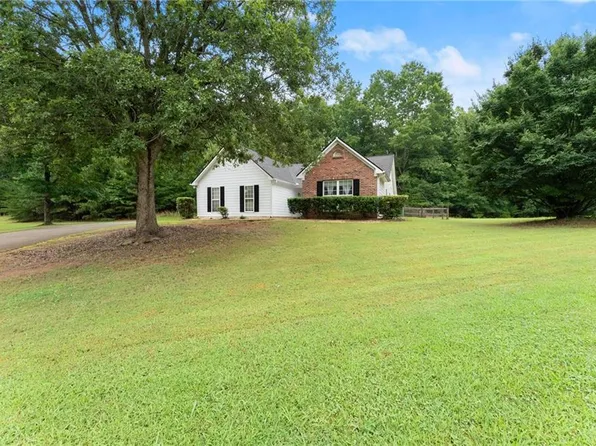 8980 Plantation Bend Trl, Gainesville, GA 30506