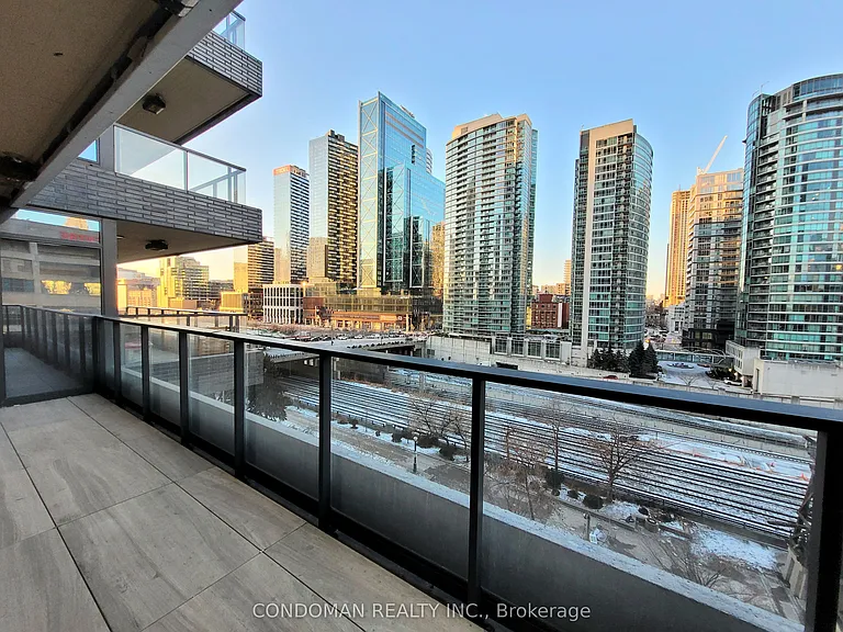 1 Concord Cityplace Way #703 — Photo 19