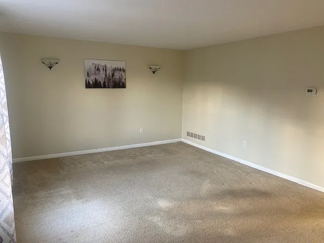 16 Pine Dr — Photo 4