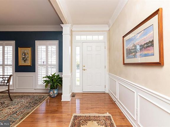 4th image of 115 Lantana Dr