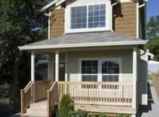 10018 17th Ave SW, Seattle, WA 98146