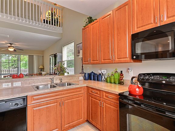 2nd image of 2125 Timberlake Cir Unit 3