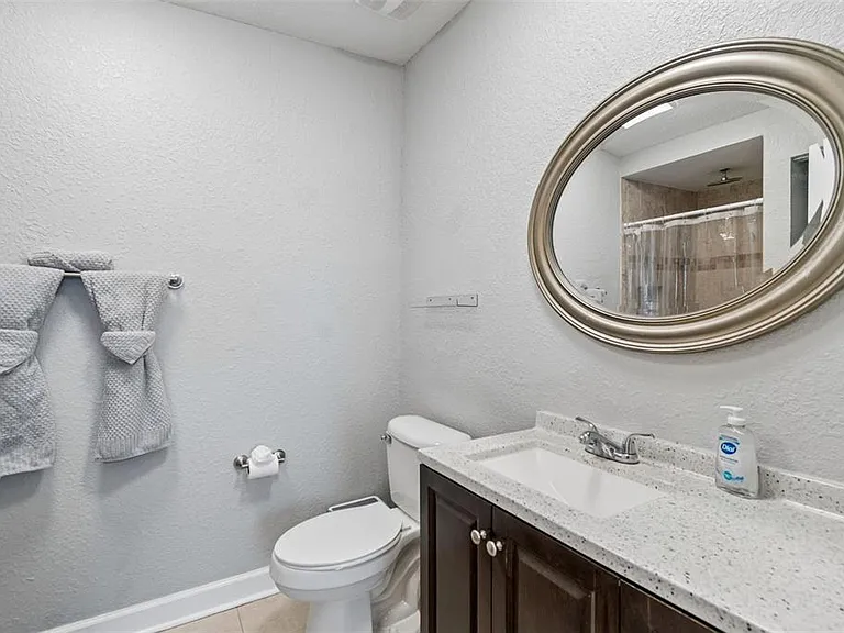 3901 N Ola Ave — Photo 25