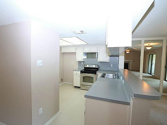 4th image of 14911 Wunderlich Dr APT 1208