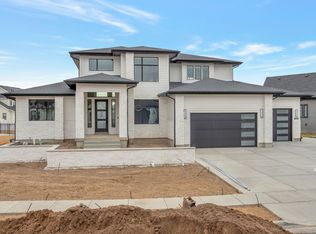 1566 W Pheasant Meadow Dr, Kaysville, UT 84037