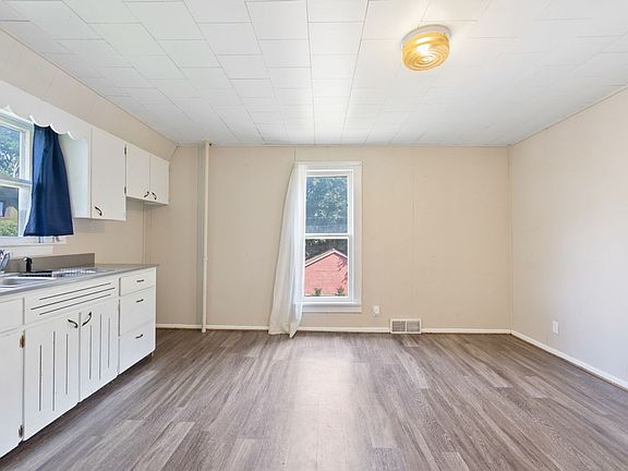 5th image of 1012 Clay St #1/2