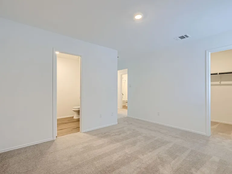 121 Standing Rock Ln — Photo 16