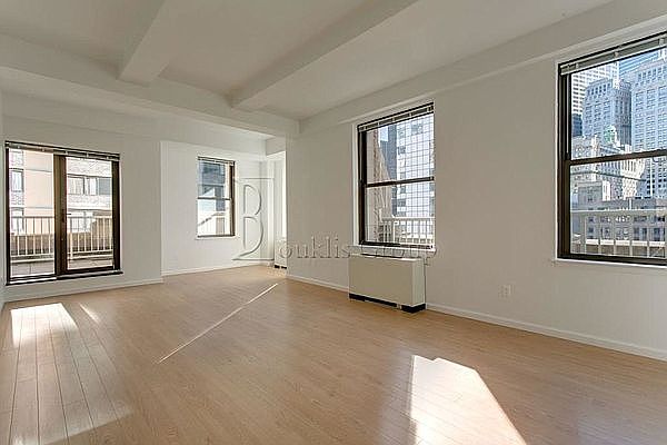 1st image of 102 Greenwich St #6D