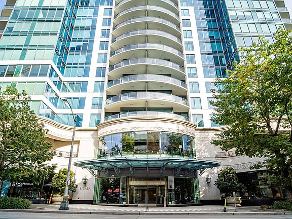1920 4th Avenue - one of Seattle's most coveted addresses!