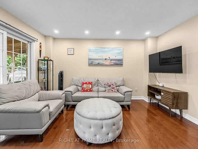1663 Tawnberry St — Photo 17