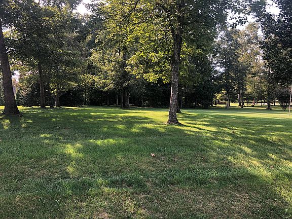2nd image of Iron Wood Circle