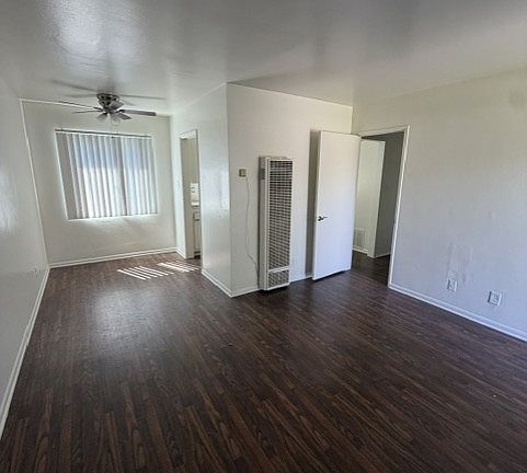 3rd image of 3754 Redwood Dr #3754