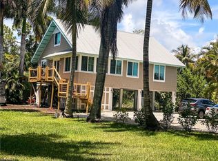 2815 Becca Ave, Naples, FL 34112