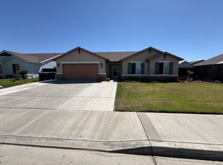 1253 S Monterey Ave, Hanford, CA 93230