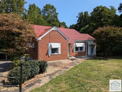1319 Chatham Heights Rd, Martinsville, VA, 24112