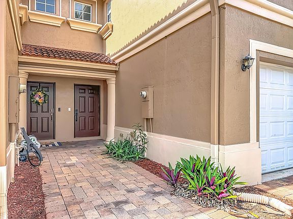 5th image of 4106 WINDMILL PALM Way