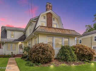 21 Jackson St, Long Branch, NJ 07740