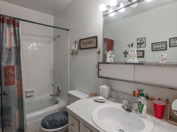 3rd image of 327 S Bloomington St APT 8