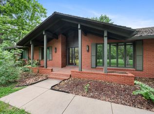 1527 N Woodlawn Blvd, Wichita, KS 67208