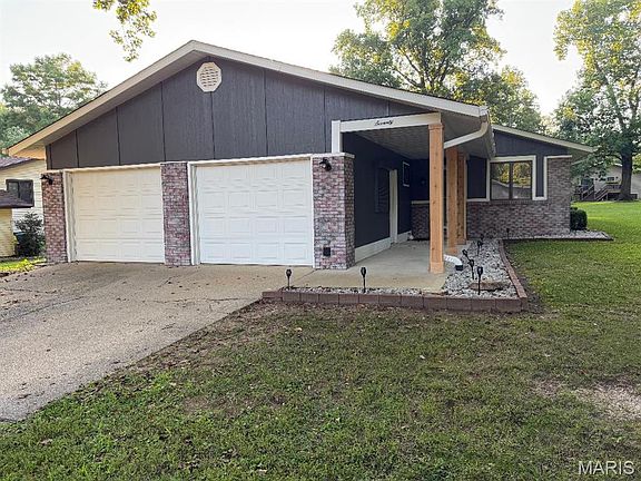 2nd image of 70 S Meadow Ln