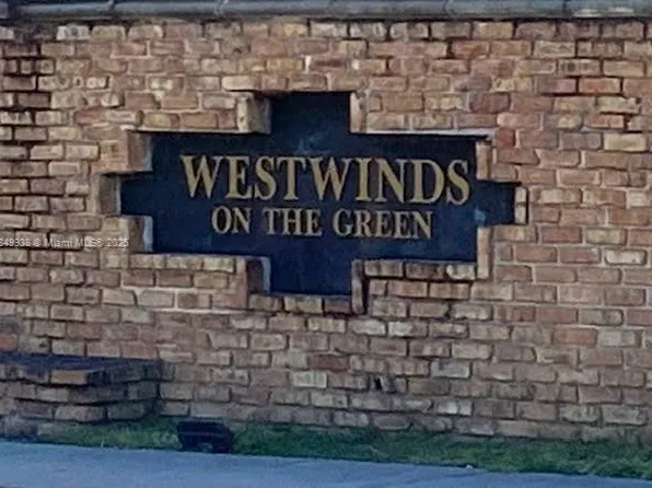 241 Wimbledon Lake Dr #241, Fort Lauderdale, FL 33324