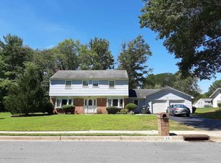 26 Amherst Rd, Marlboro, NJ 07746