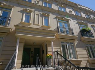 68 Carr St S #29, Toronto, ON M5T 1B7