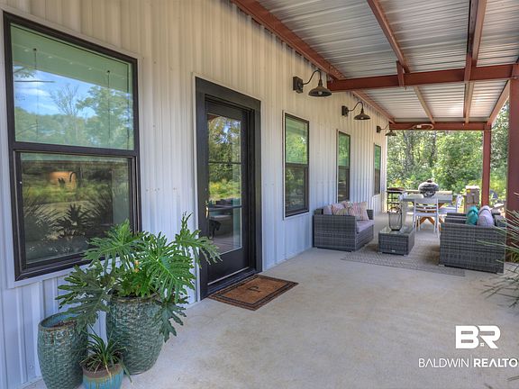 3rd image of 10750 Gayfer Road Ext