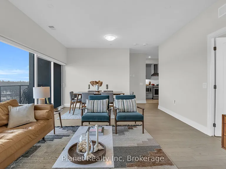 71 Wyndham St S #712 — Photo 15