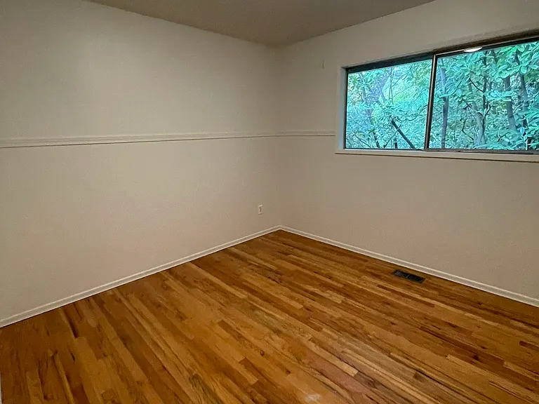 6908 SW 5th Ave — Photo 13