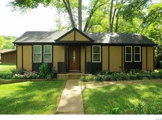 2512 Old Sugar Creek Ln, Fenton, MO 63026