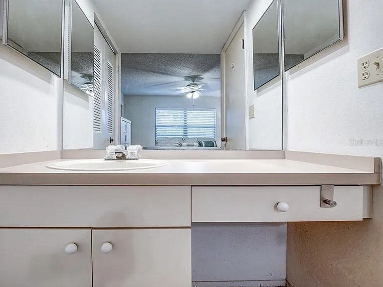 3042 Eastland Blvd #H203 — Photo 19
