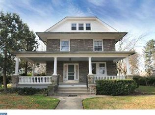 7600 Spring Ave, Elkins Park, PA 19027
