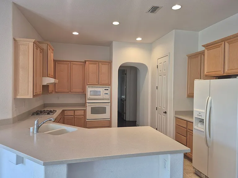 1700 Charm Way — Photo 10