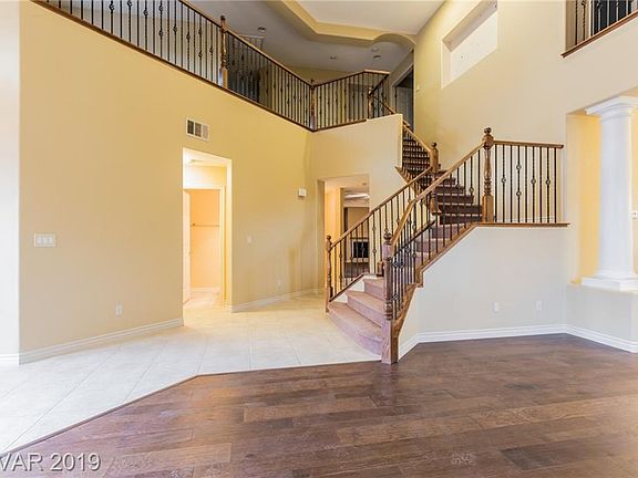 4th image of 5927 Vizzi Ct