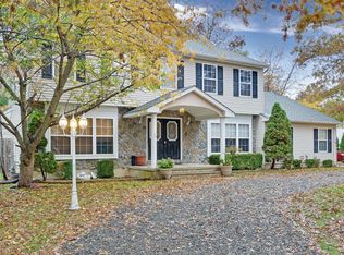 54 Maxim Dr, Forked River, NJ 08731