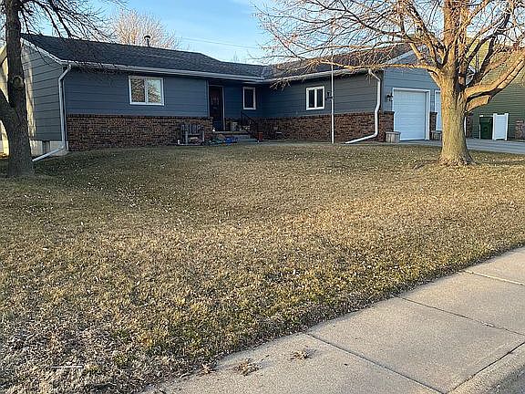 2nd image of 1518 W 38th St