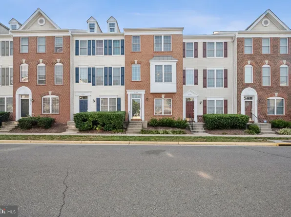 25365 Shipley Ter, Chantilly, VA 20152