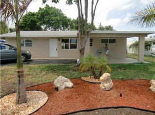 711 W Kalmia Dr, Lake Park, FL 33403