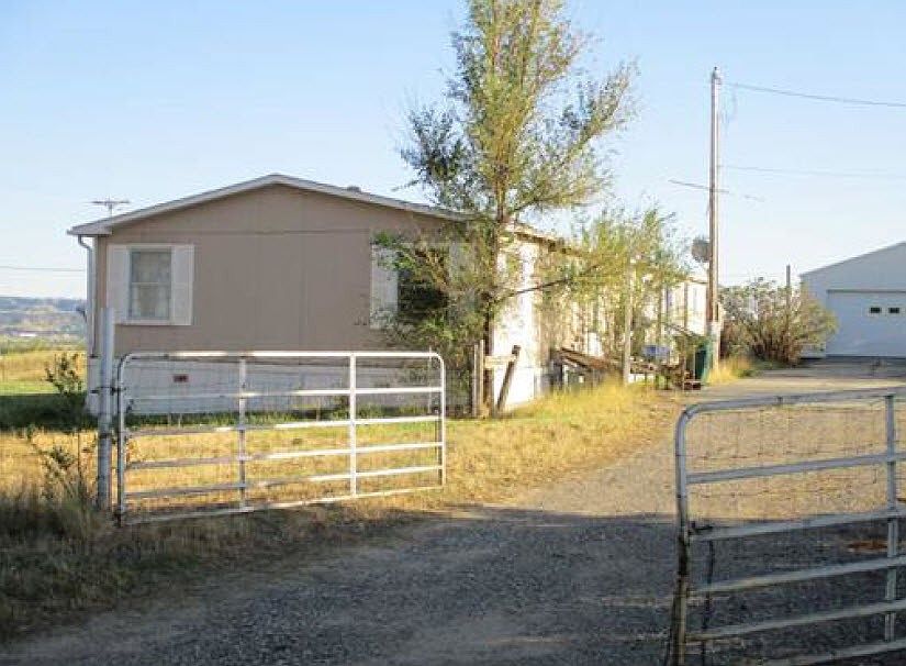 2nd image of 1720 Sagebrush Rd