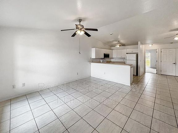 4th image of 1217 SE 8th Ave