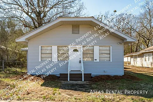 213 Front St Photo 1
