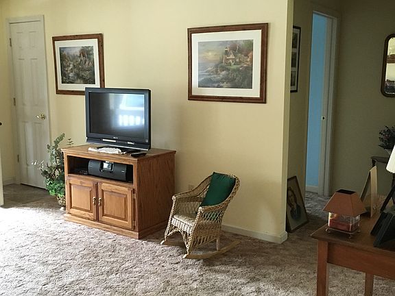 Spacious Living Room