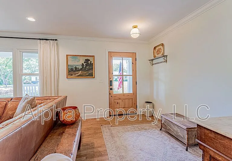 804 N Weston St — Photo 5